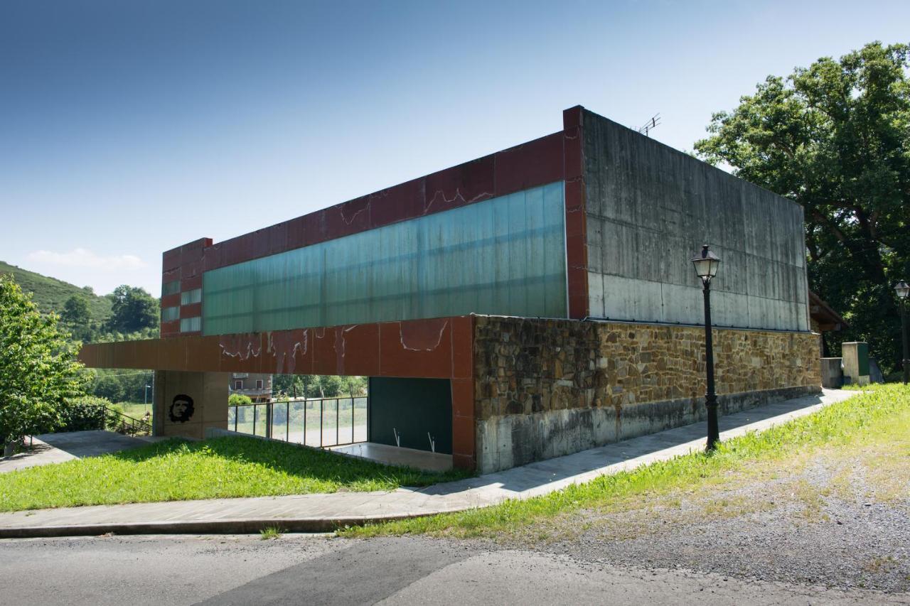 Estudios Ermitabarri Zeberio Экстерьер фото